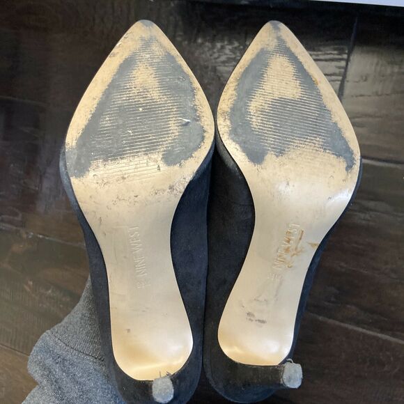 Nine West Women's Felycia Black Suede Pointed Toe Heel Zipper Detail 9.5 - Picture 4 of 9